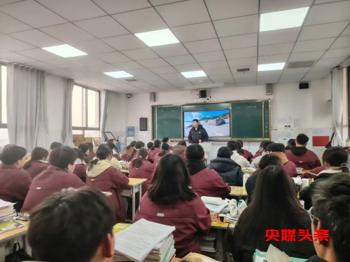 招生宣讲成效显 薪火相传续新光——郑州师范学院传播学院“寒假进高中”活动侧记